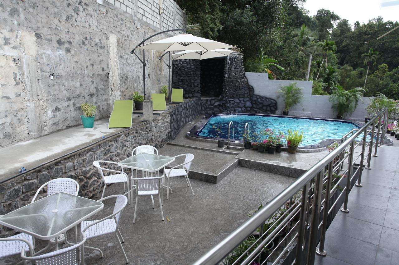 Ayaana Boutique Hotel Канди Екстериор снимка