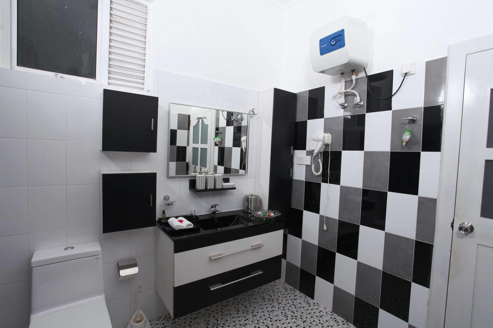 Ayaana Boutique Hotel Канди Екстериор снимка