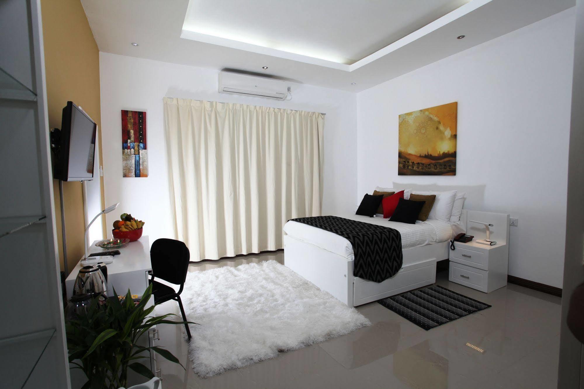 Ayaana Boutique Hotel Канди Екстериор снимка